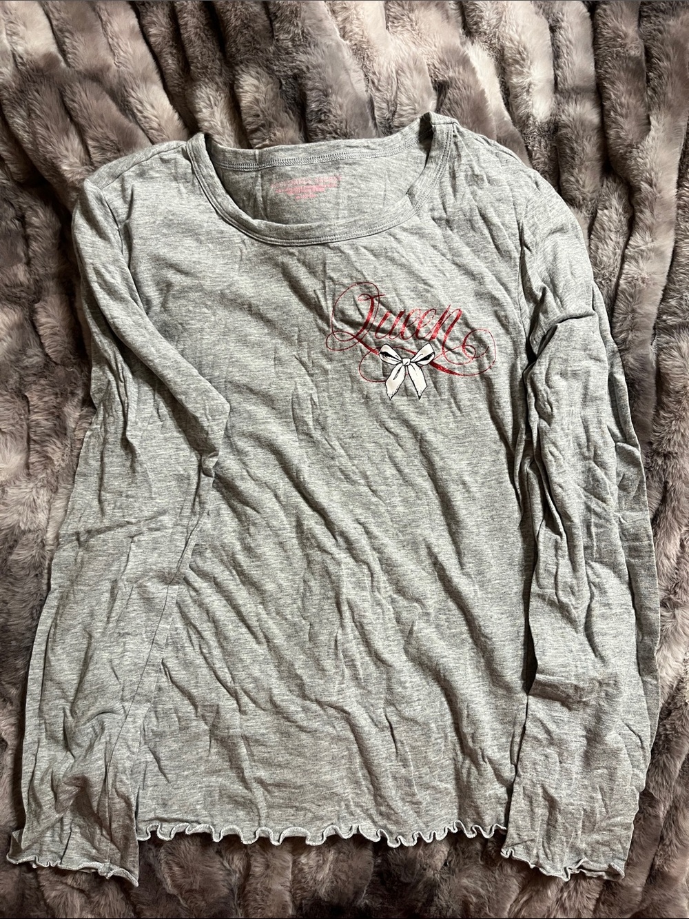Victoria’s Secret Queen lounge top medium